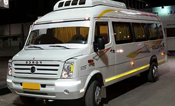 17 Seater Tempo Traveller on Rent in Amritsar