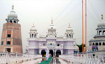 Punjab Gurudwaras Tour