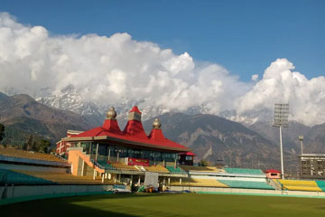 Amritsar to Dharamshala Tempo Traveller